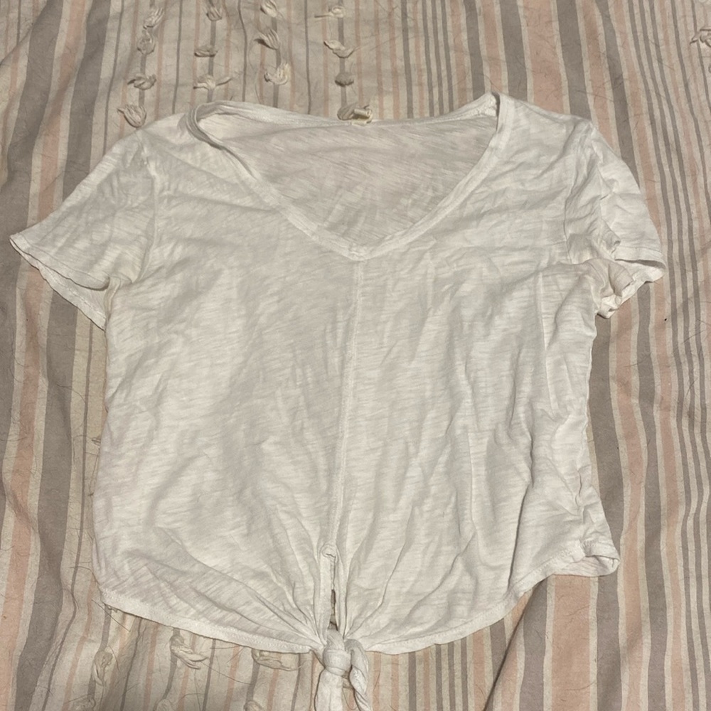Elon Size Small White Tie Front Top